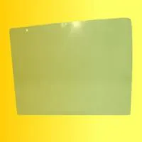 Стекло боковое МТЗ с отверстием 868х779